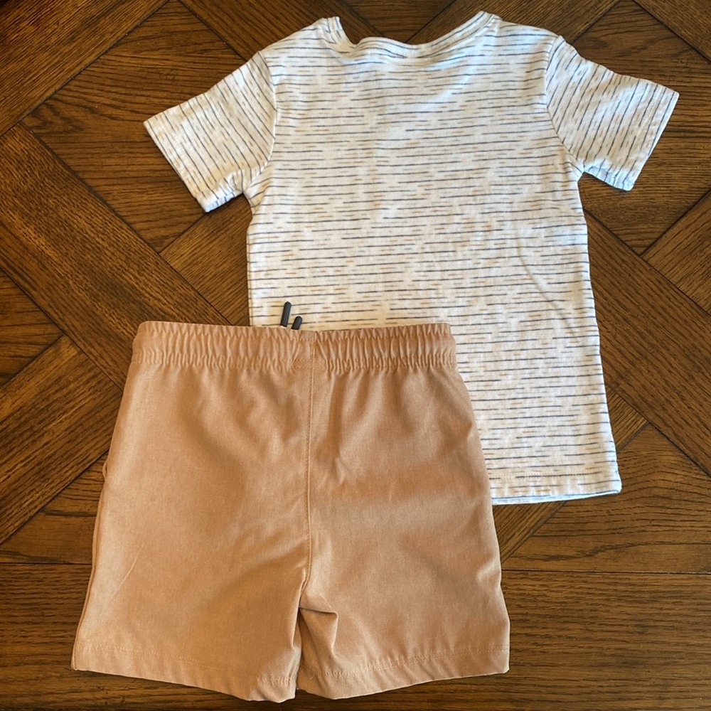 Tommy Bahama Toddler Boy’s 4-piece Set - Picture 9 of 12